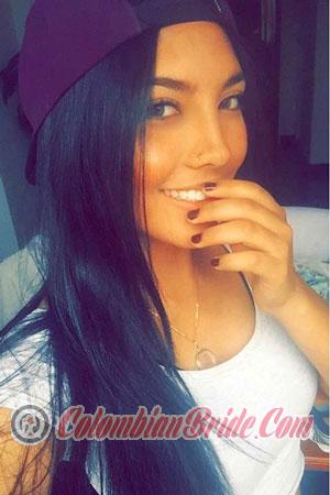 181816 - Juliana Age: 26 - Colombia