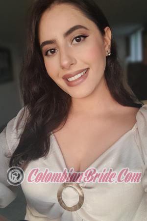 203670 - Fernanda Age: 35 - Colombia