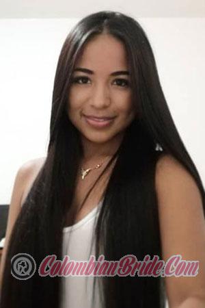 211709 - Maria Fernanda Age: 26 - Colombia