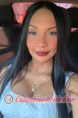 213137 - Celeste Age: 27 - Colombia