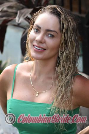 219837 - Leidy Age: 38 - Colombia
