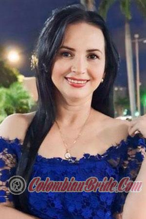 220770 - Nini Age: 44 - Colombia