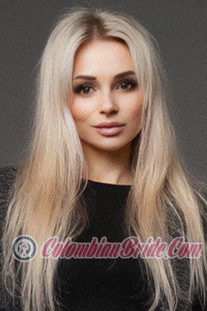 223269 - Anastasiia Age: 33 - Ukraine