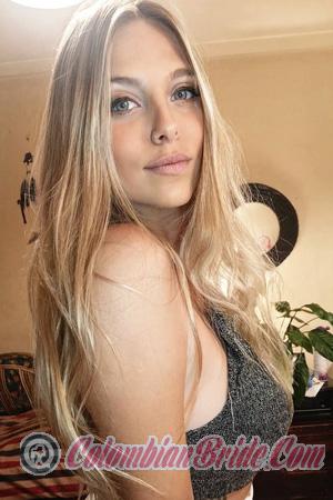 223297 - Lucia Age: 29 - Argentina
