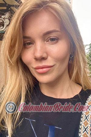 223945 - Maryna Age: 42 - Ukraine