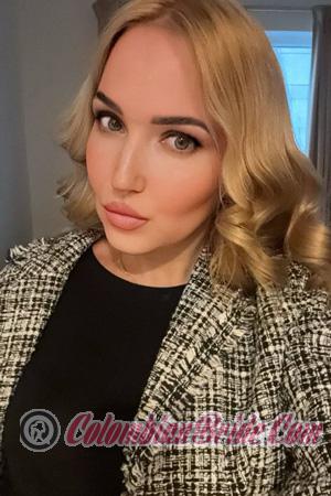 224808 - Alina Age: 36 - Ukraine