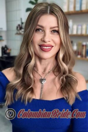 225051 - Larysa Age: 60 - Ukraine