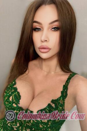 225052 - Anastasiia Age: 25 - Ukraine