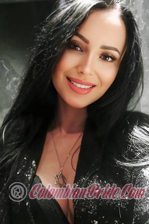225887 - Khrystyna Age: 41 - Ukraine