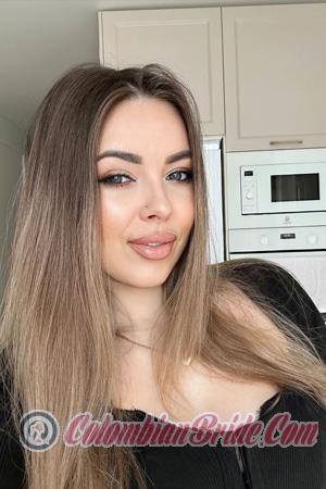 226770 - Khrystyna Age: 33 - Ukraine