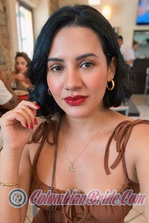 226816 - Iremsy Age: 34 - Colombia