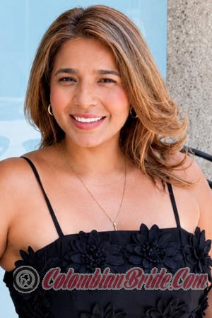 227781 - Brenda Age: 35 - Colombia