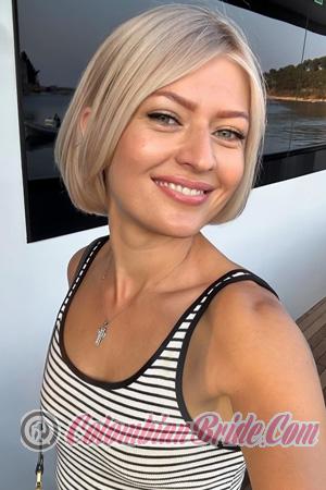 228184 - Dariia Age: 42 - Ukraine