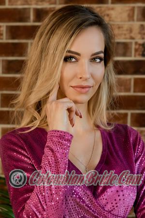 228356 - Olesia Age: 37 - Ukraine