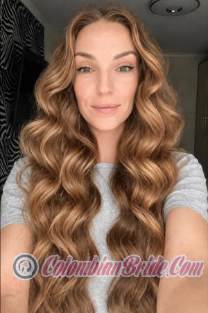 228616 - Alina Age: 38 - Ukraine