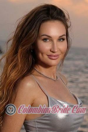 228729 - Viktoriia Age: 49 - Ukraine