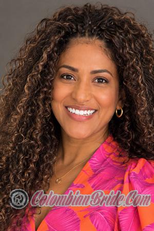 229255 - Maryorie Age: 44 - Colombia