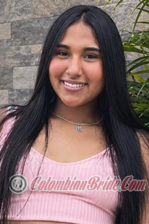 229504 - Carolina Age: 22 - Colombia